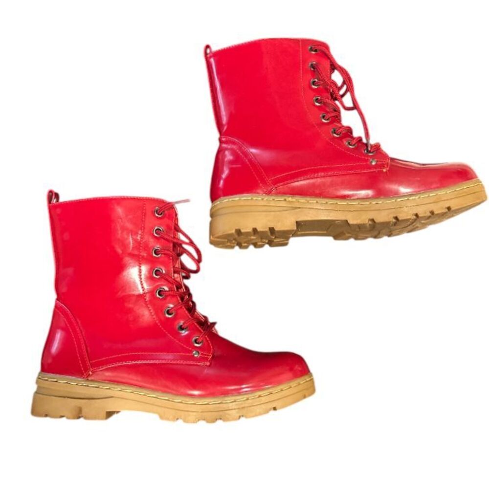 Dirty Laundry Combat Rain Boots‎ Red Patent Leather Lace Up Lug Sole Boots 6.5